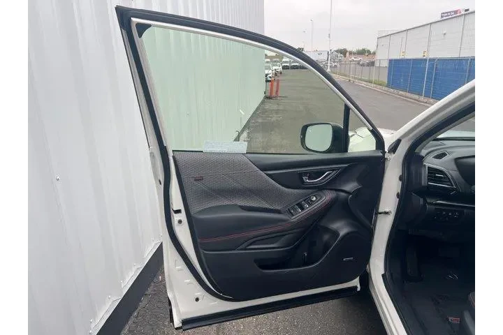 $27494 : Subaru Forester 2023 AWD Spo image 5