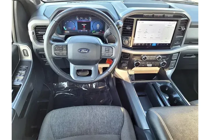 $39888 : Ford F-150 2024 4x4 XLT 4dr image 9