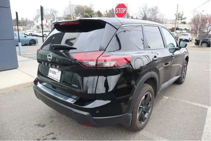 $23196 : Nissan Rogue 2025 AWD SV 4dr image 6