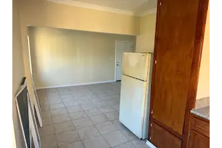 $1300 : L.A.  SE RENTA ESTUDIO image 3