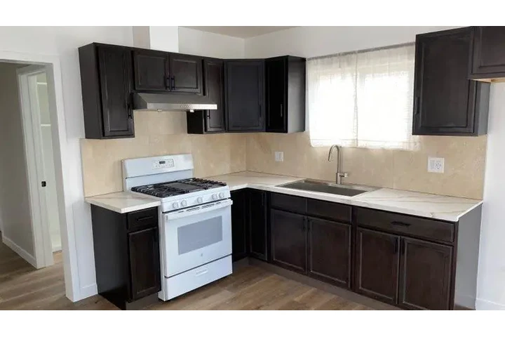 $2650 : 2 Recamaras/2 Baños Casa image 6