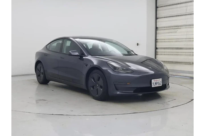 $26998 : Tesla Model 3 2023 4dr Sedan image 1