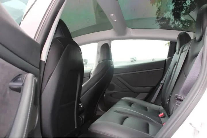 $34995 : 2022 Model 3 Long Range image 8