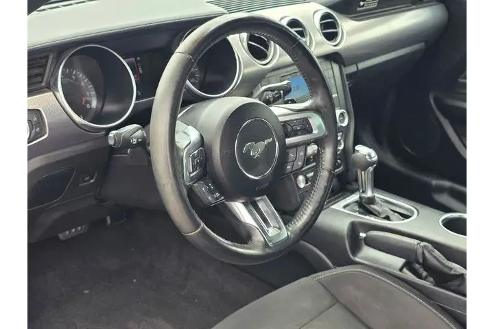 $34601 : Ford Mustang 2020 GT 2dr Fas image 7