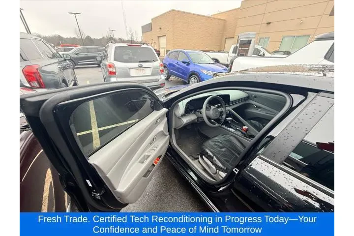 $19489 : Hyundai ELANTRA 2024 SEL 4dr image 7