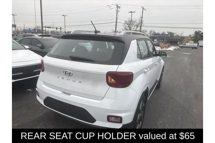 $16495 : Hyundai VENUE 2023 Limited 4 image 6