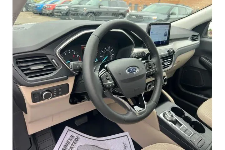 $22251 : Ford Escape 2022 AWD SE 4dr image 7