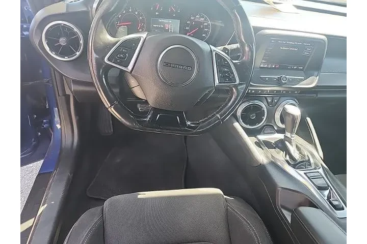 $22997 : Chevrolet Camaro 2021 LT 2dr image 7