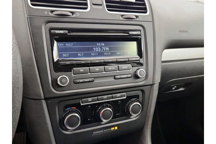 $10998 : Volkswagen Golf 2014 2.5L PZ image 6