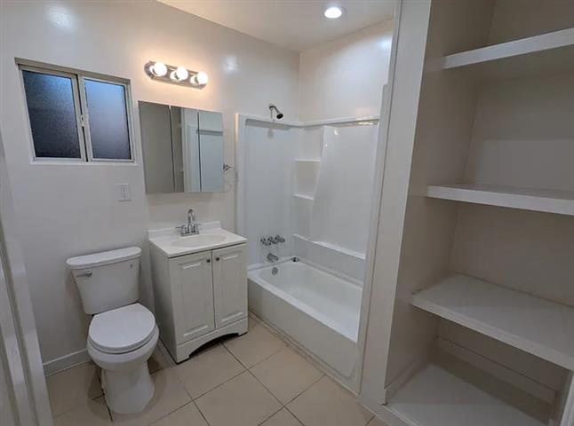 $1690 : Remodeled 2-Bedroom Home image 3