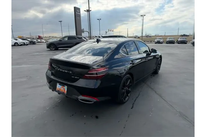 $35495 : Genesis G70 2023 AWD 3.3T St image 3