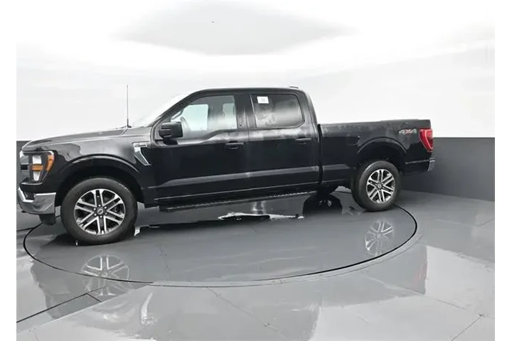 $37574 : Ford F-150 2023 4x4 XLT 4dr image 5