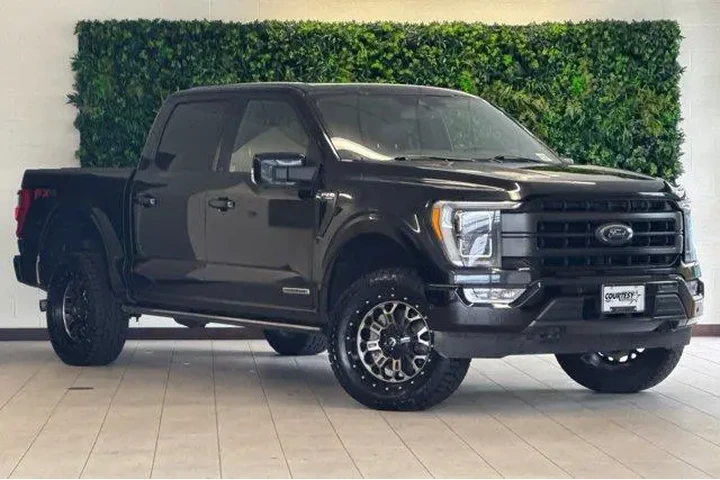 $35839 : Ford F-150 2021 4x4 XL 4dr S image 1