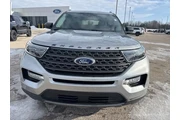 $30999 : Ford Explorer 2022 AWD XLT 4 thumbnail
