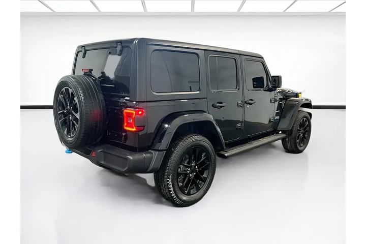 $27278 : Jeep Wrangler 2023 4x4 Sahar image 6