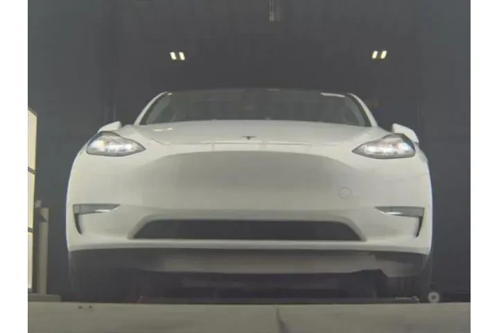 $37293 : Tesla Model Y 2024 AWD Perfo image 3