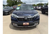 $18950 : 2017 Ridgeline RTL-E thumbnail