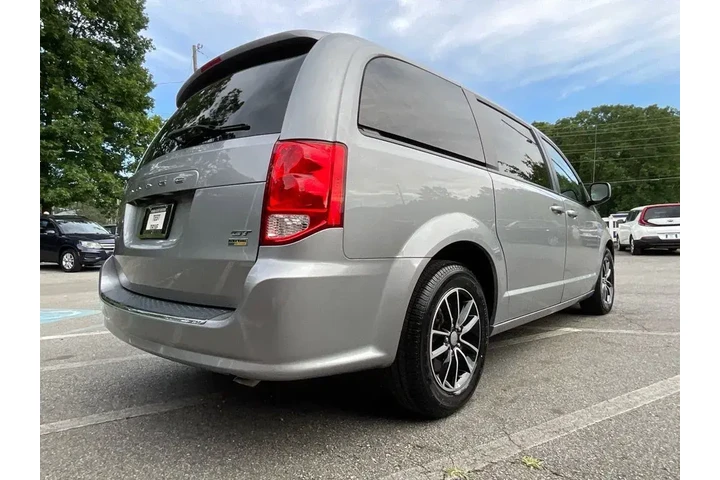 $11985 : Dodge Grand Caravan 2019 GT image 5