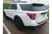 $31490 : Ford Explorer 2020 AWD ST 4d thumbnail