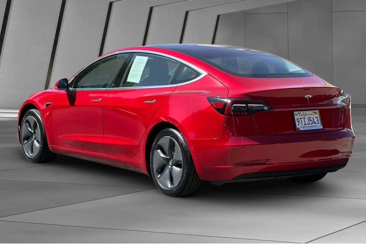 $19900 : Tesla Model 3 2018 Long Rang image 10