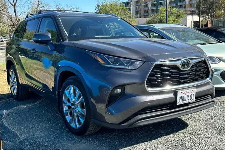 $34999 : Toyota Highlander 2021 Limit image 2