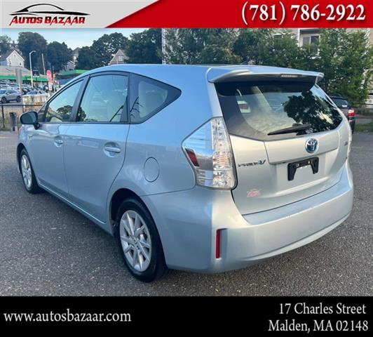 $10300 : Used 2014 Prius v 5dr Wgn Two image 3