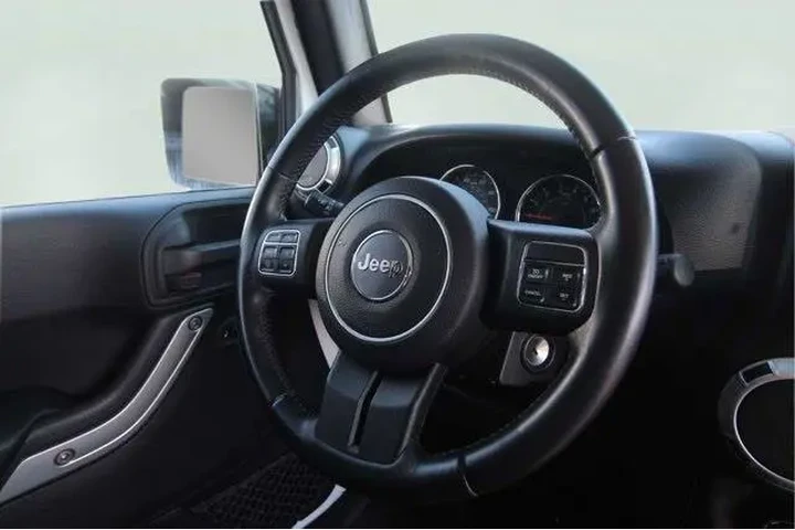 $19833 : Jeep Wrangler 2016 4x4 Rubic image 10