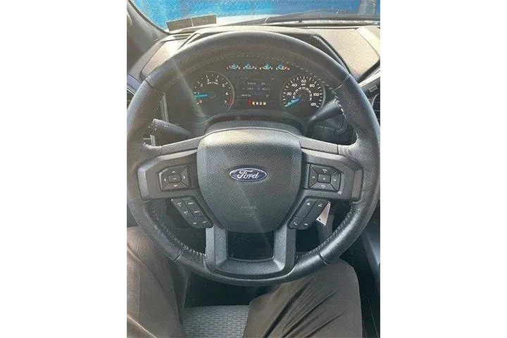 $28890 : Ford F-150 2018 4x4 XLT 4dr image 6