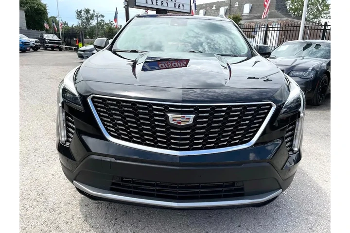 2019 XT4 FWD 4dr Premium Luxu image 2