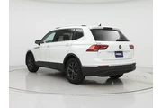 $20998 : Volkswagen Tiguan 2022 SE 4d thumbnail