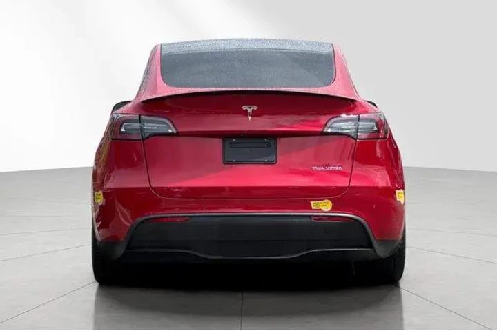 $29756 : Tesla Model Y 2020 AWD Long image 5