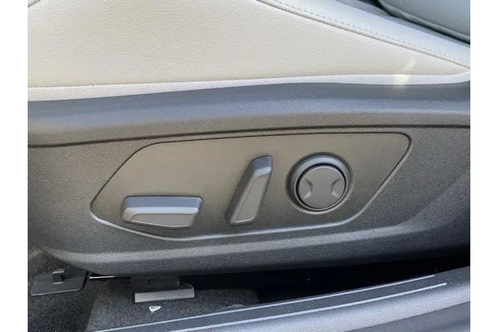 $27454 : Hyundai ELANTRA Hybrid 2025 image 10