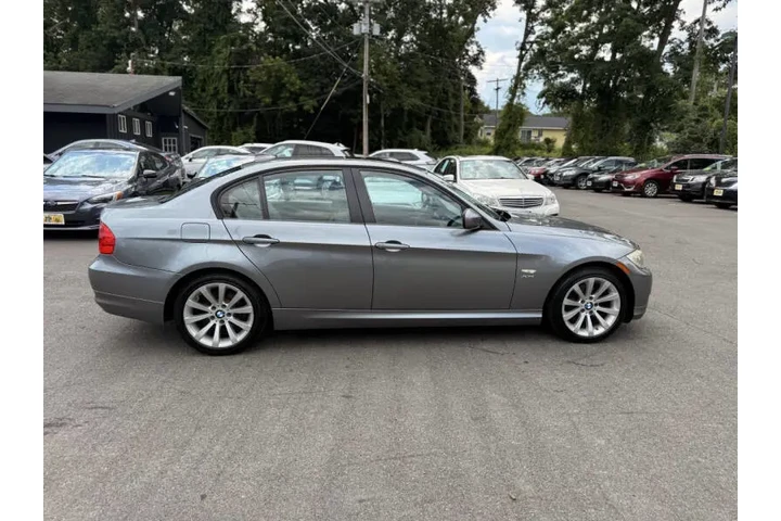 $8995 : 2011 BMW 3 Series 328i xDrive image 8