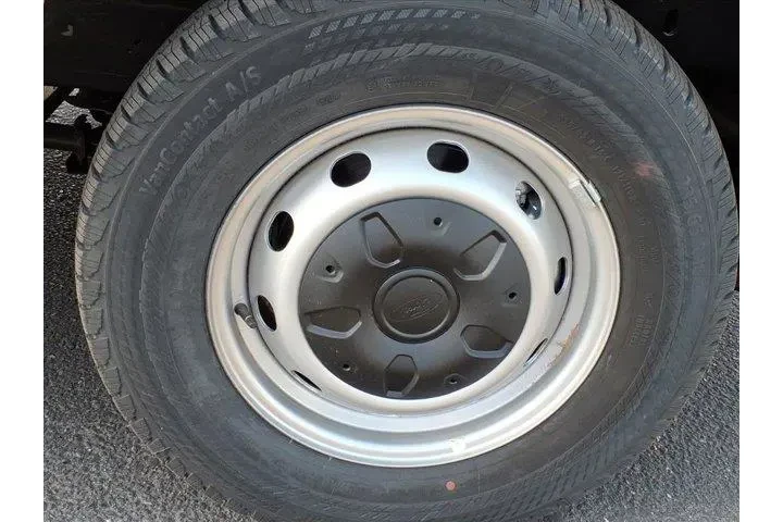 $38900 : Ford Transit 2024 150 3dr SW image 9