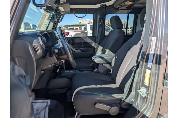 $23750 : Jeep Wrangler JK Unlimited 2 image 9