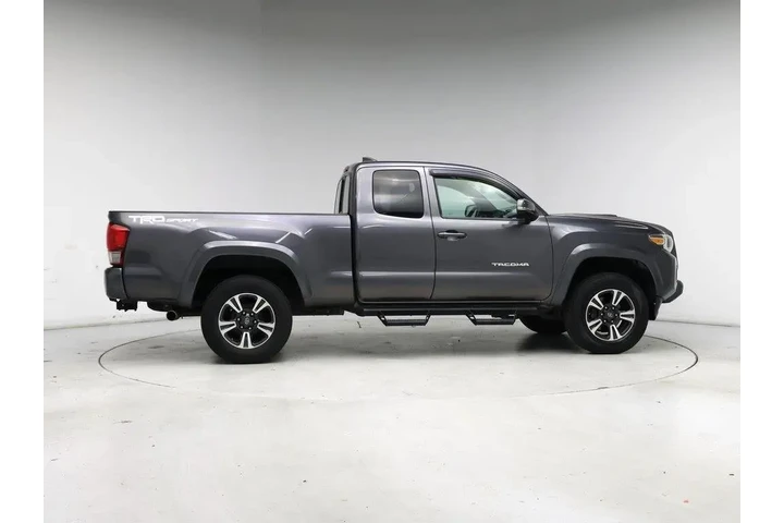 $25998 : Toyota Tacoma 2016 4x2 TRD S image 7