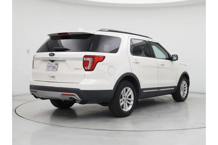 $19998 : Ford Explorer 2017 XLT 4dr S image 8