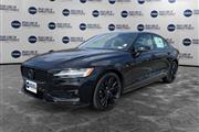 PRE-OWNED 2024 VOLVO S60 B5 P en Madison WV