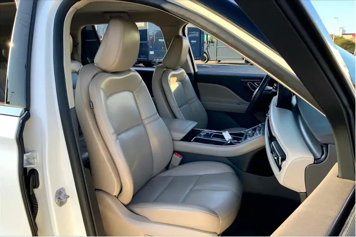 $26375 : Lincoln Aviator 2021 Standar image 8