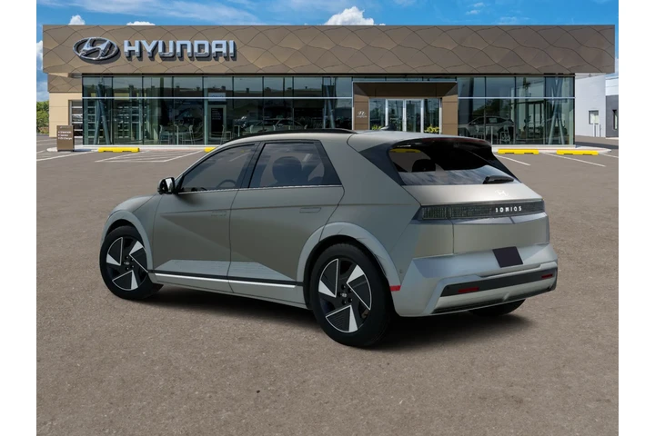 $39000 : Hyundai IONIQ 5 2026 Limited image 4