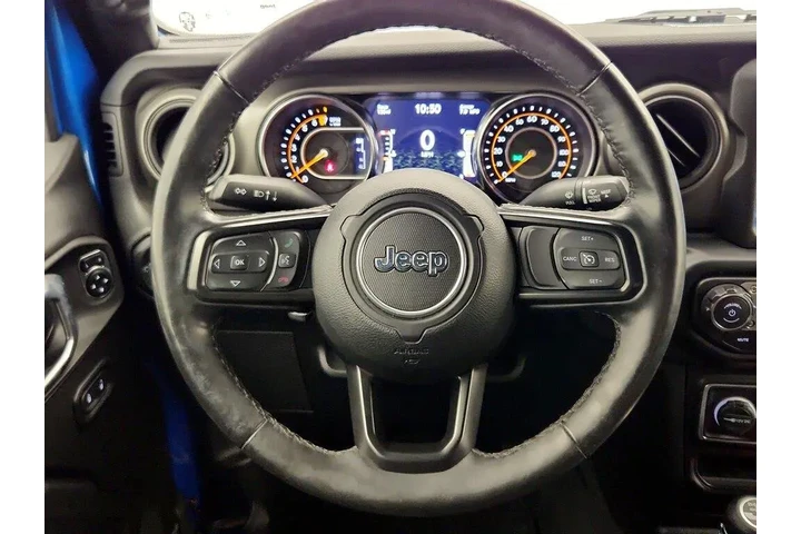 $30998 : Jeep Gladiator 2022 4x4 Will image 10