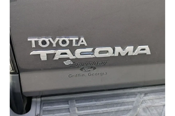 $17991 : Toyota Tacoma 2013 4x2 PreRu image 9