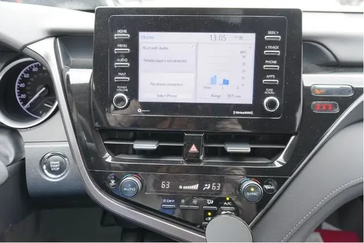 $23725 : Toyota Camry 2023 LE 4dr Sed image 8