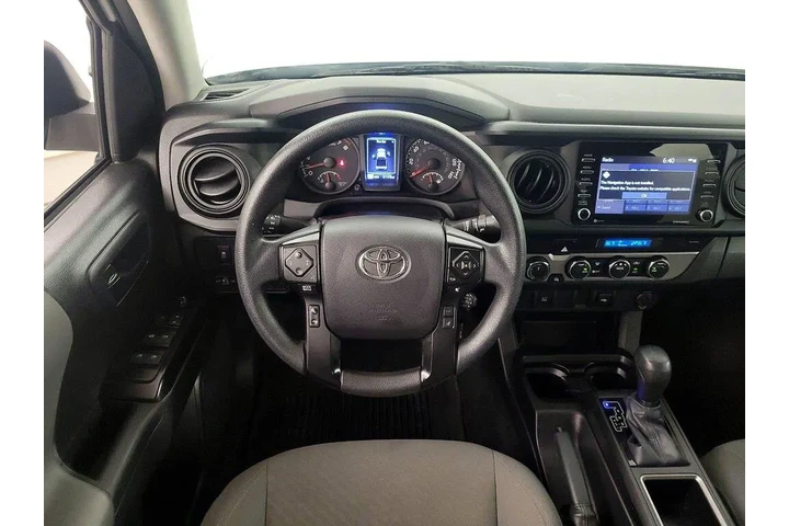 $33998 : Toyota Tacoma 2023 4x4 SR V6 image 10