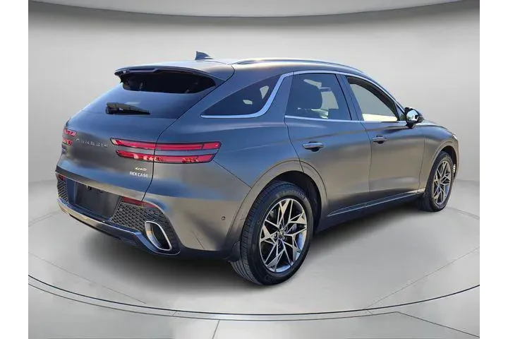 $34691 : Genesis GV70 2023 AWD 2.5T S image 8