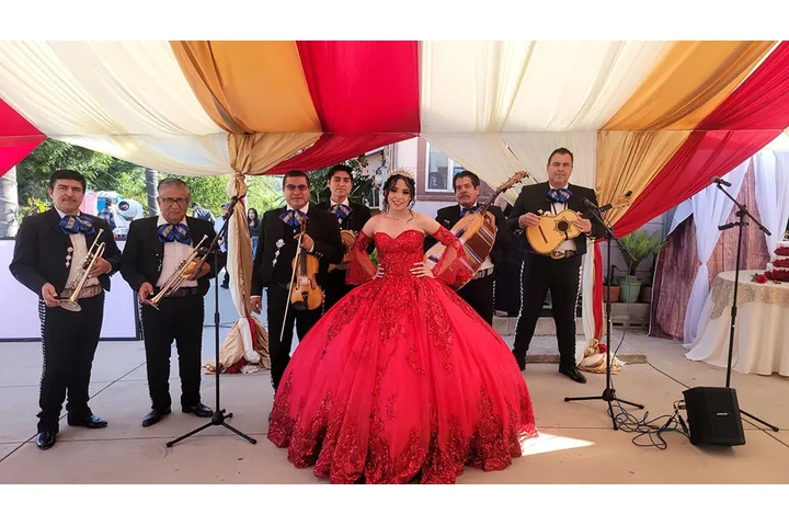 Mariachi Los Gallitos For Hire image 2