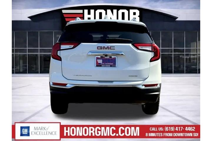 $26988 : GMC Terrain 2024 AWD SLT 4dr image 4