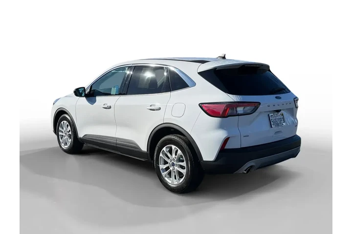 $20723 : Ford Escape Hybrid 2022 SE 4 image 3