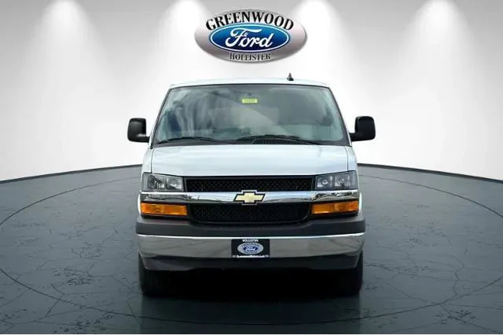 $32991 : Chevrolet Express 2023 2500 image 9
