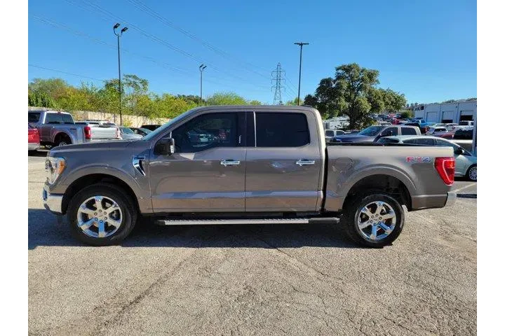 $40000 : Ford F-150 2023 4x4 XLT 4dr image 6